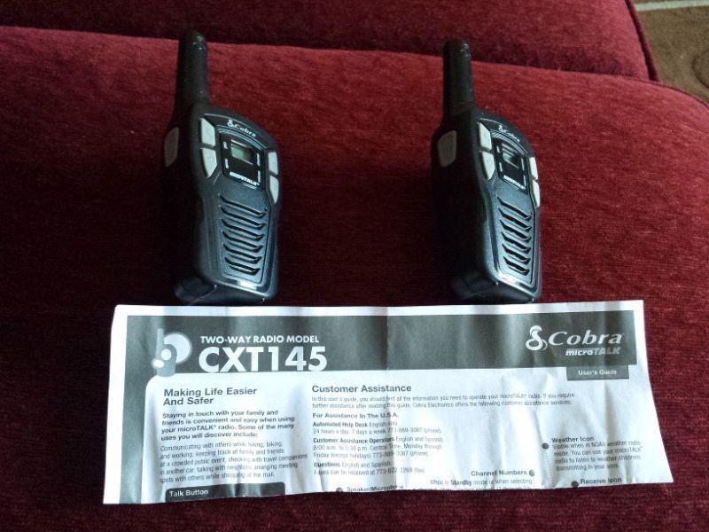 Cobra two-way radio CXT145