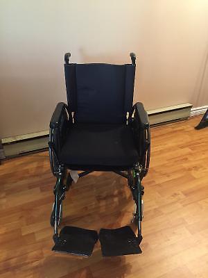 Wheelchair with foot rests