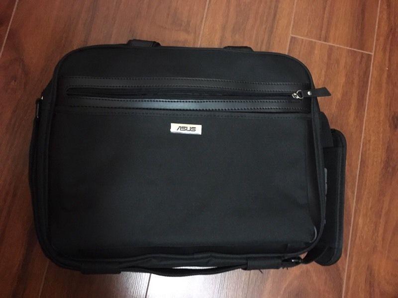 Moving sale- Asus carrying bag 14