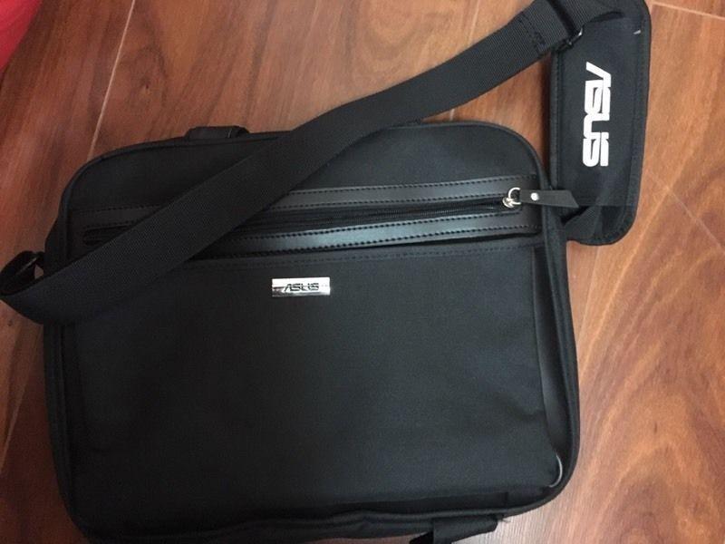 Moving sale- Asus carrying bag 14