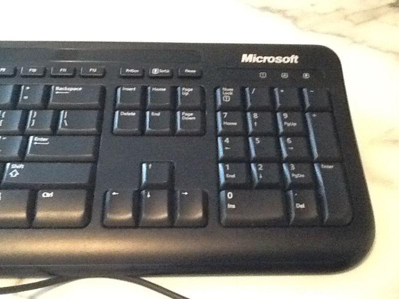 Microsoft wired keyboard 400