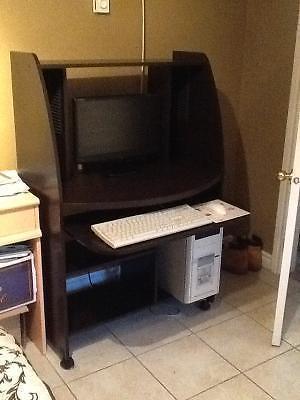 Computer desk dark brown