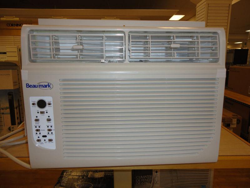 BEAUMARK 10,000 BTU AIR CONDITIONER WITH REMOTE!!!!!!!