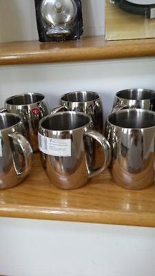 kettle, 6 steel mugs, hotplate & clothesline