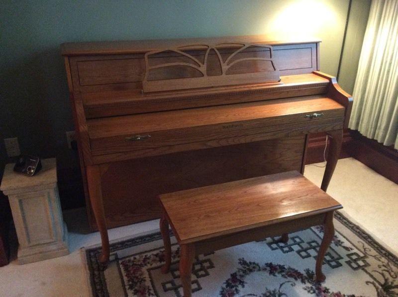 Baldwin Piano $1200