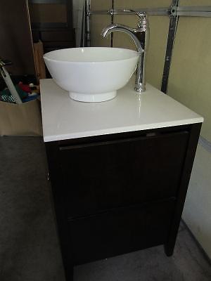NEW bathroom vessel sink vanity and faucet / Tap