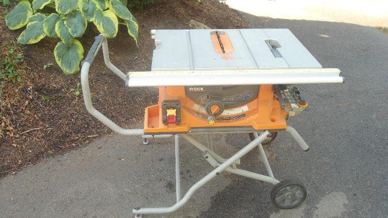 Hardly Used Table saw and dual bevel chopsaw