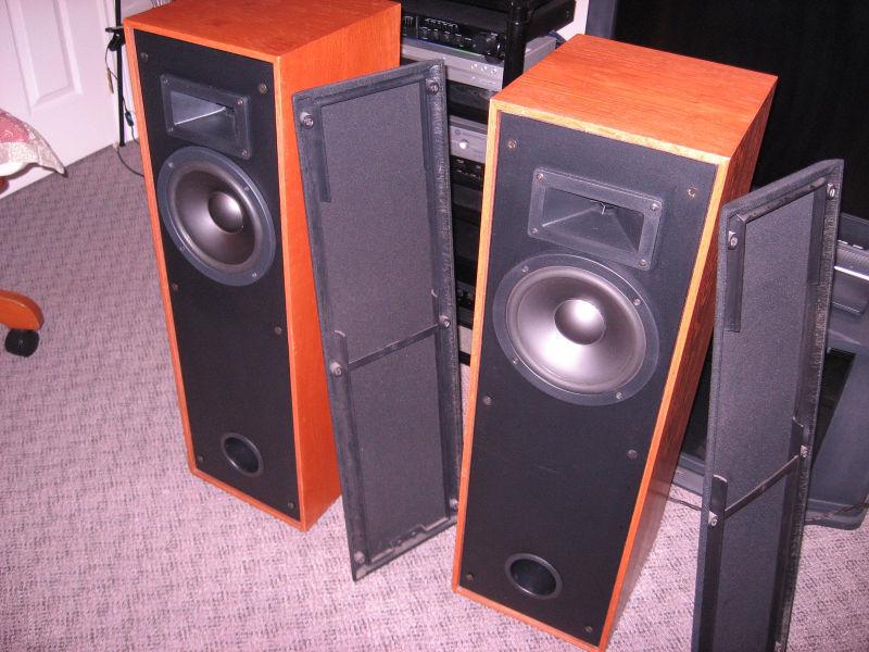 Klipsch speakers KG3.5 $185