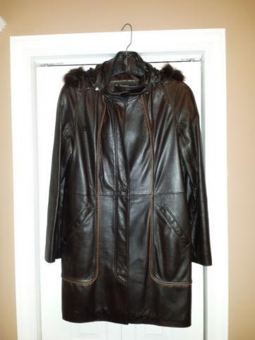 Women's Vogue Leather Coat