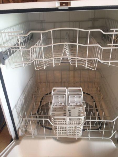 GE white dishwasher