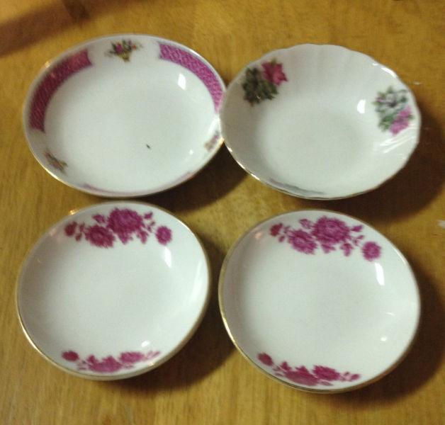 Small Chinese Plates