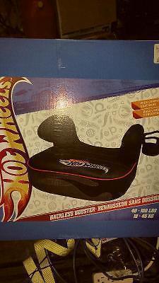 BRAND NEW STILL IN BOX TODDLERS BOOSTER CAR SEAT
