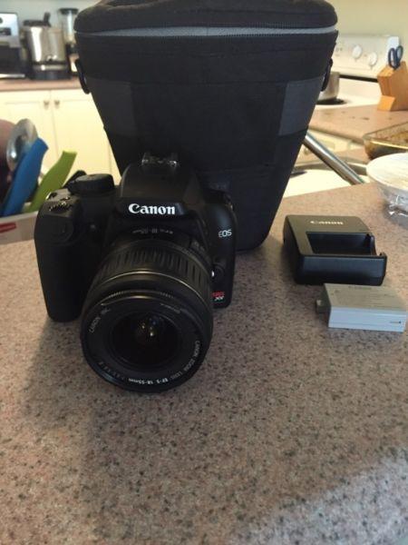 Canon rebel XS with battery charger