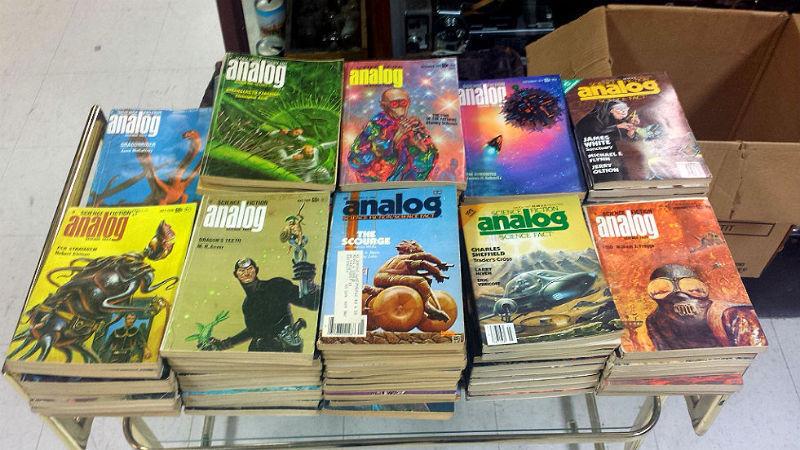 270 Issues of Isaac Asimov's Analog Sci Fi Magazine 1966-1989