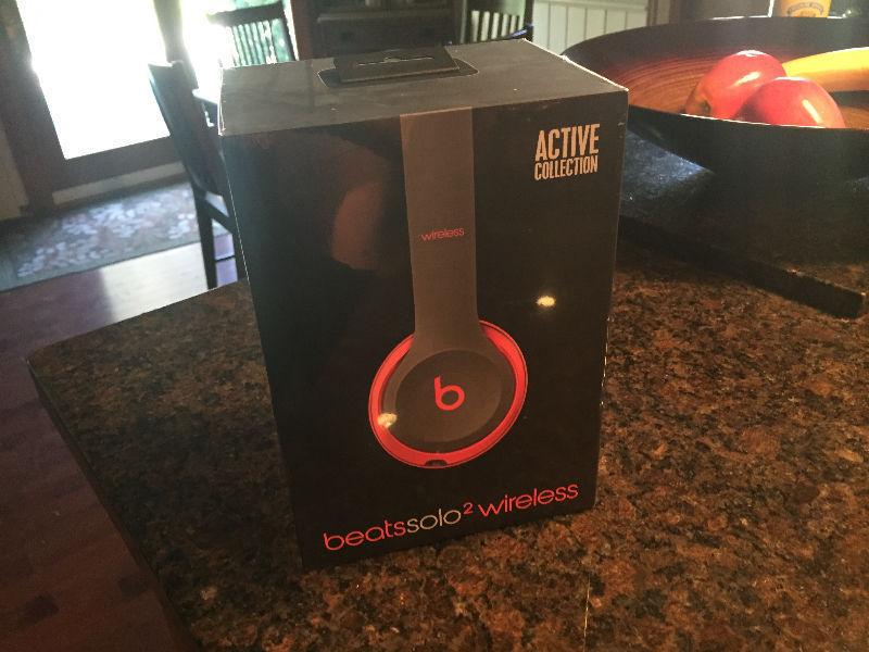 Beats solo 2 wireless straight from store