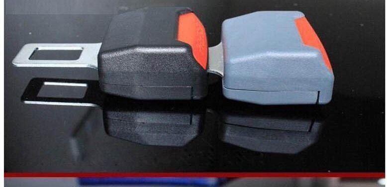 Seatbelt extender