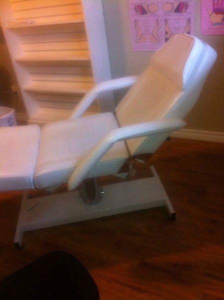 Spa/ salon chair