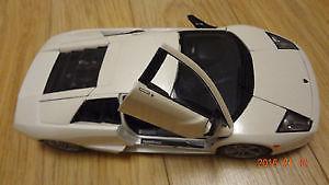 Lamborghini Murcielago LP640 1/18 White - Maisto Diecast Models