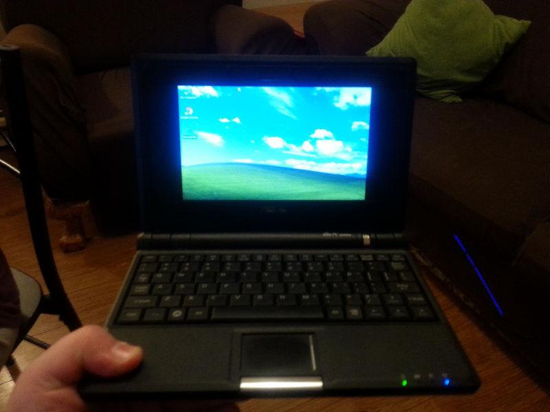 Asus netbook works great in great condition