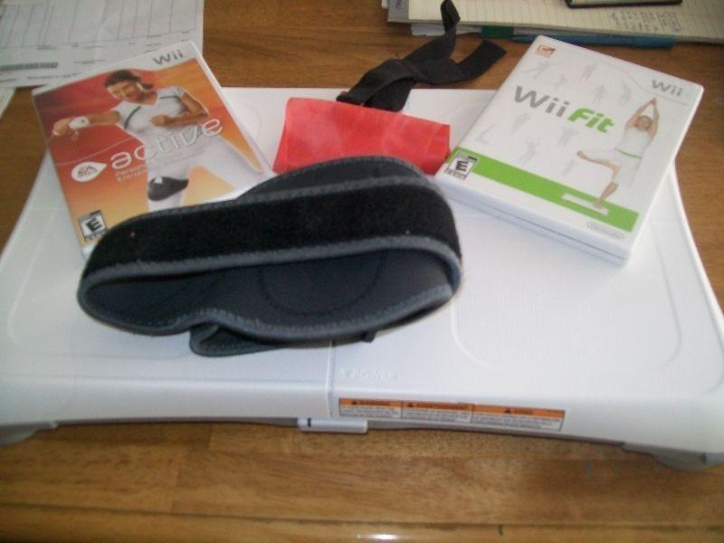 Wii fit board and discs