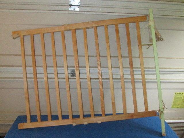 baby gate wooden
