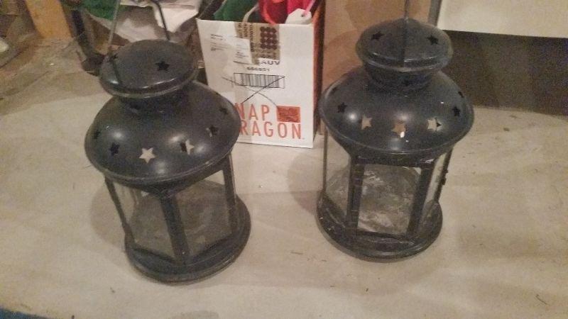 2 lanterns