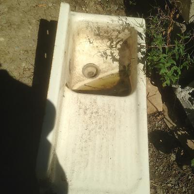 Antique sink