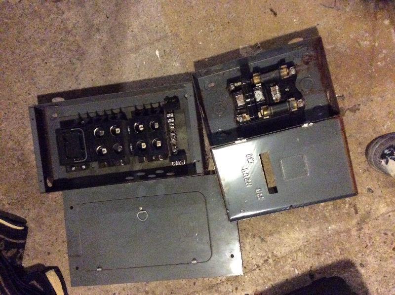 Electrical panel /fuses etc make an offer