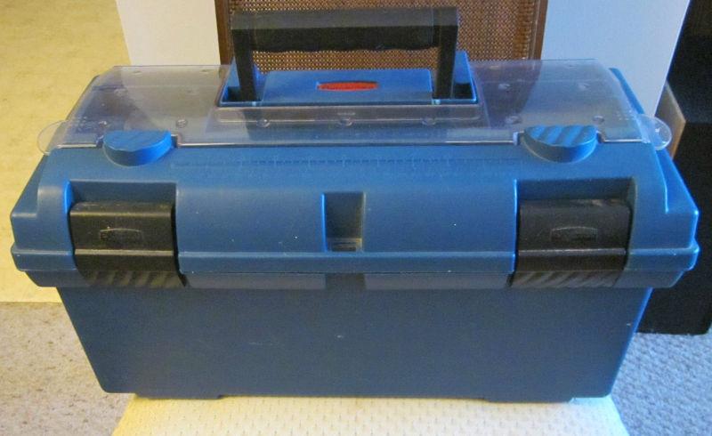 Rubbermaid Tool Box