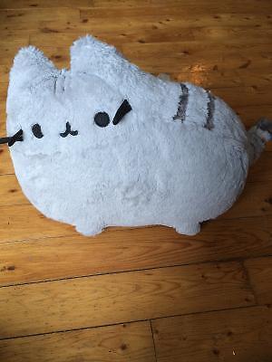 Pusheen & Grumpy cat stuffed animals