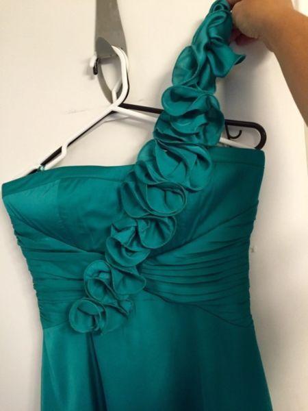 Size 6 Jessica Simpson dress