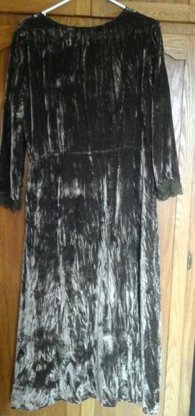 NEW PRICE - TOGETHER brand crushed velvet dress