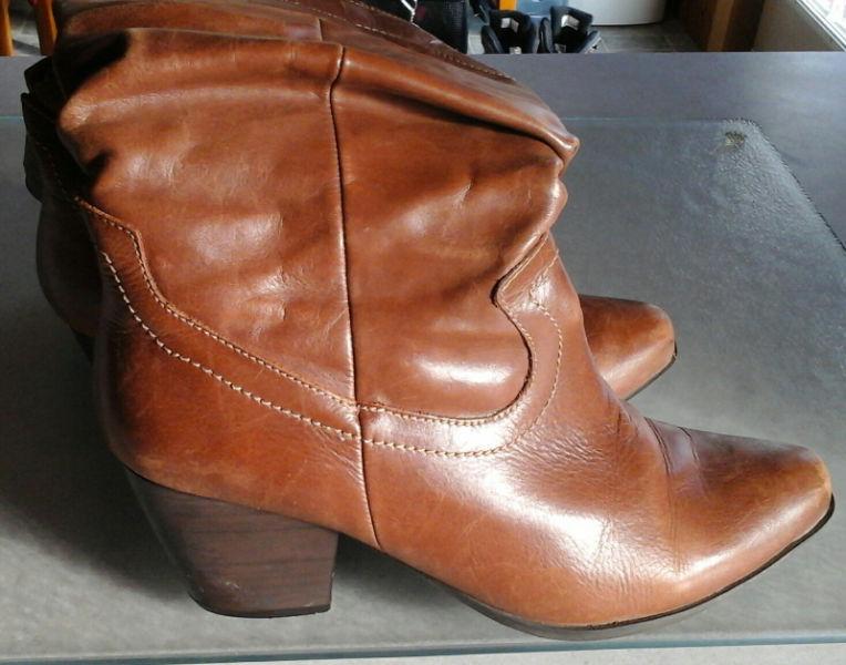 NEW PRICE-Western cowboy boots