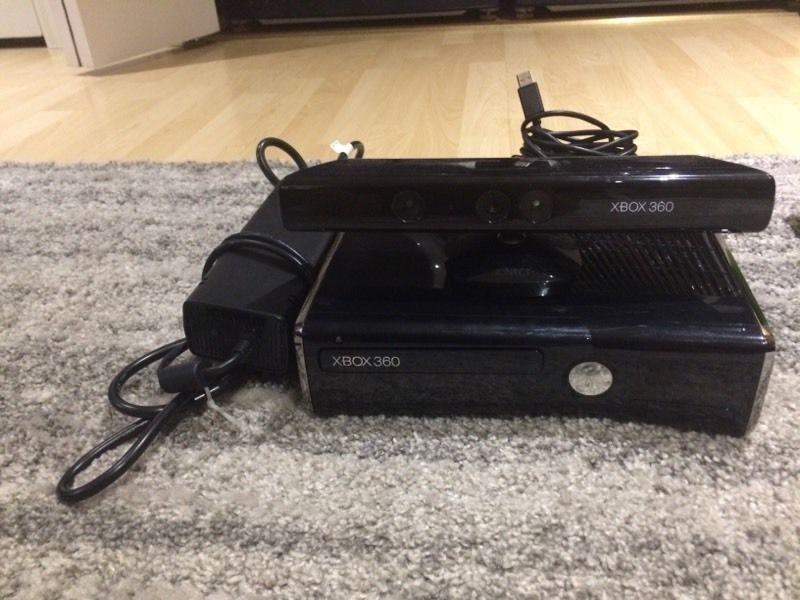Xbox 360 console with Kinect, 22 games, 3 Controllers, headset