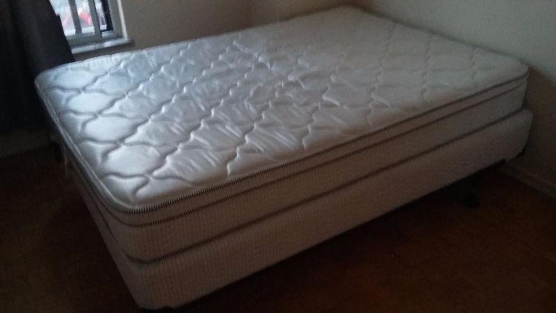 DOUBLE BED $150 EXCELLENT CONDITION