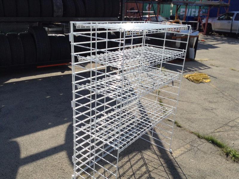 LARGE QUANTITY OF WHITE WIRE SHELVING ETC
