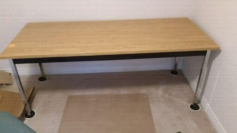 very nice large desk/ table