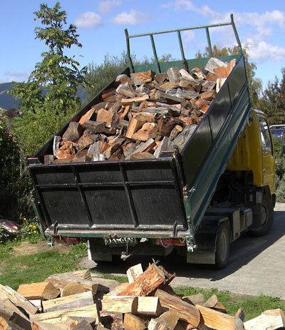 Windsor firewood $248 del dry split 902-402-3024 1 year dried