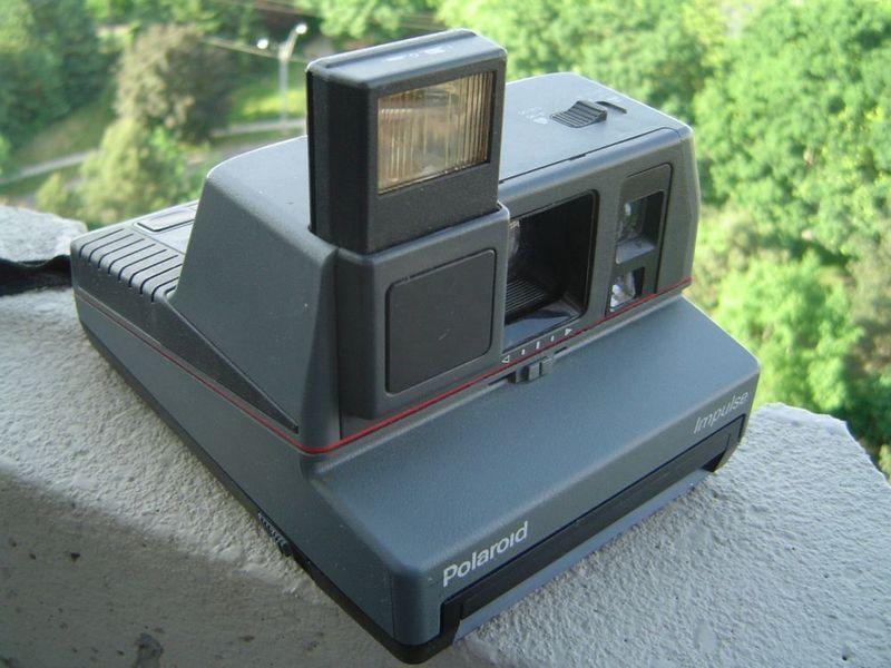 Polaroid Impulse 600 Film Camera