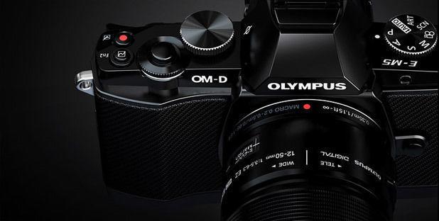 Olympus OMD-EM5 Mirrorless Camera Kit ( Black )