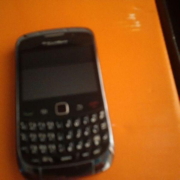 Blackberry Curve 9300 excellent condition