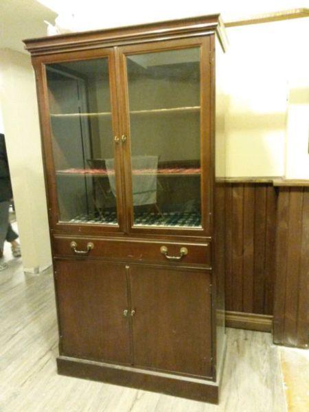 DISPLAY CABINET -- SOLID WOOD, PERFECT CONDITION