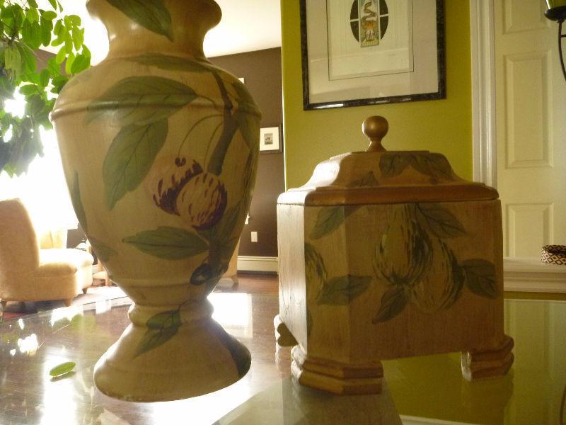 Vase and trinket box