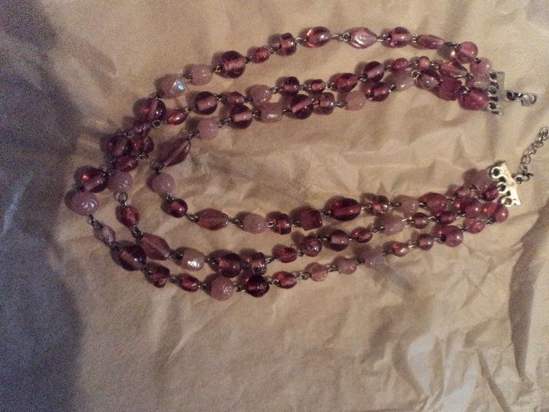 Vintage Rose & Pink Glass Necklace