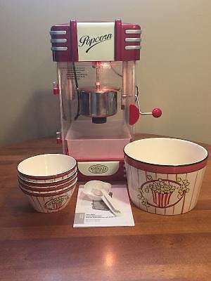 Theatre Style Popcorn Maker with popcorn bowls - $50 OBO