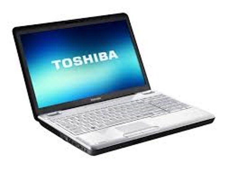 Toshiba L500D 16: Dual Core 2.30GHz 640GB 4GB WIN 10 E-Sata