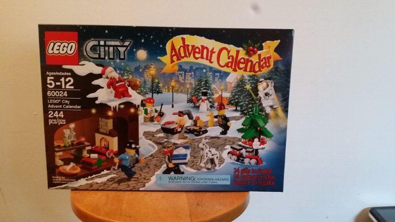 Lego City 60024 Christmas 2013 Advent Calendar