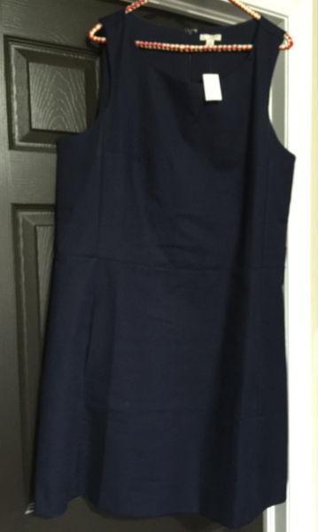 NWT Gap navy coloured dress