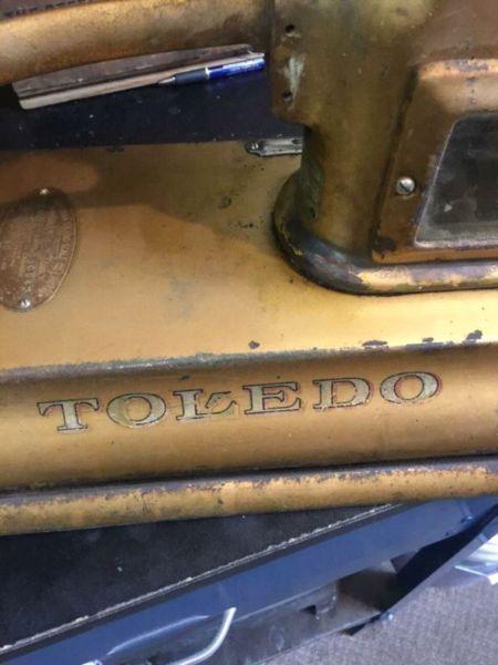 WOW almost 100 years old Toledo Scale