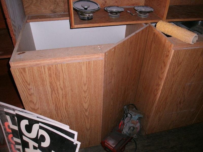 Lower kitchen cabinets
